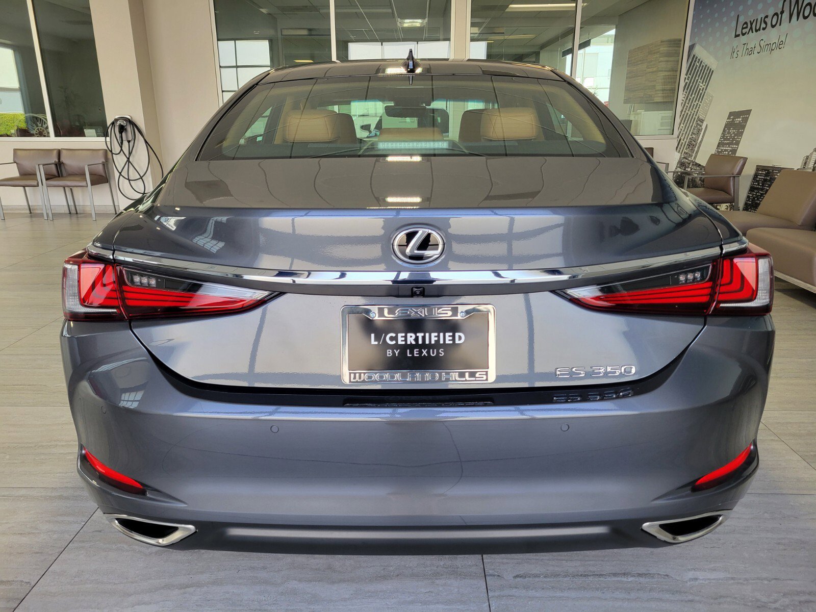 Used 2025 Lexus ES 350 w/ Premium Package image 5