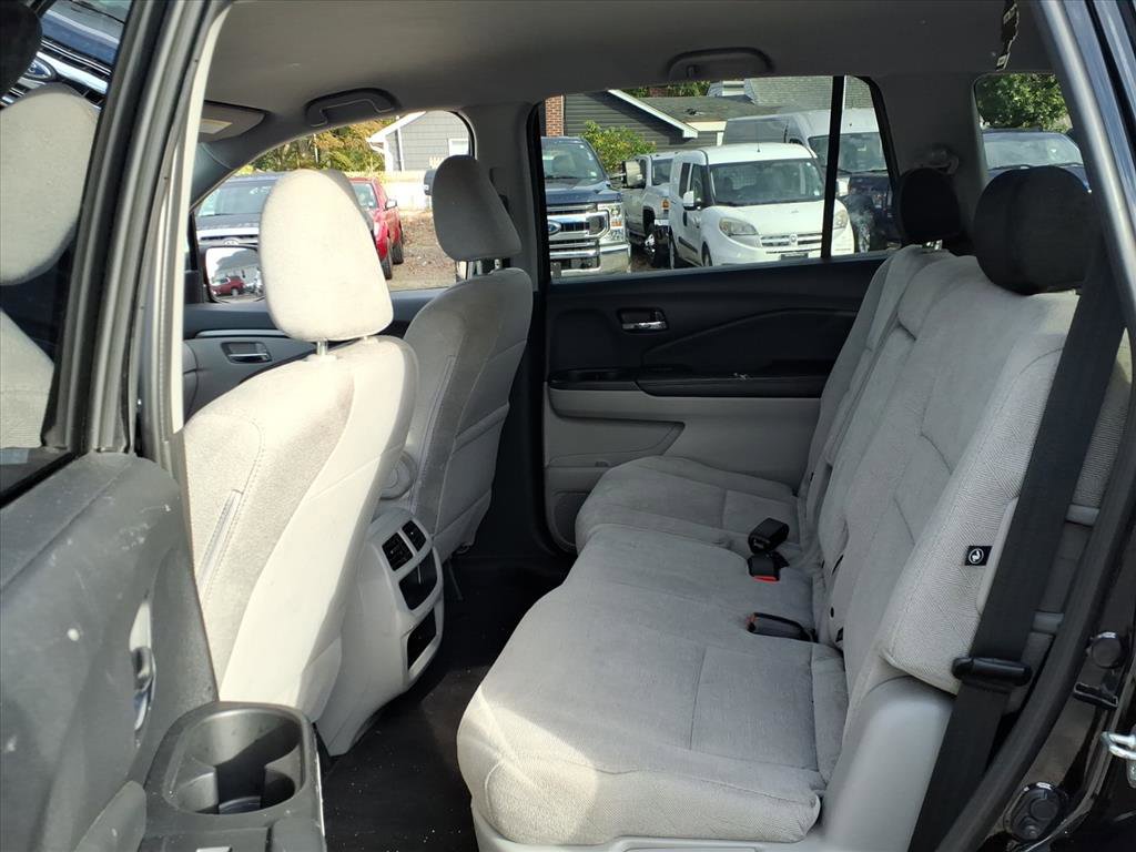 Used 2019 Honda Pilot LX image 13
