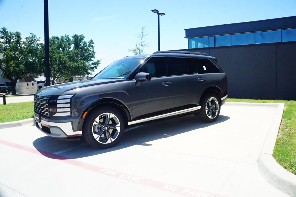 New 2026 Hyundai Palisade Limited FWD image 4