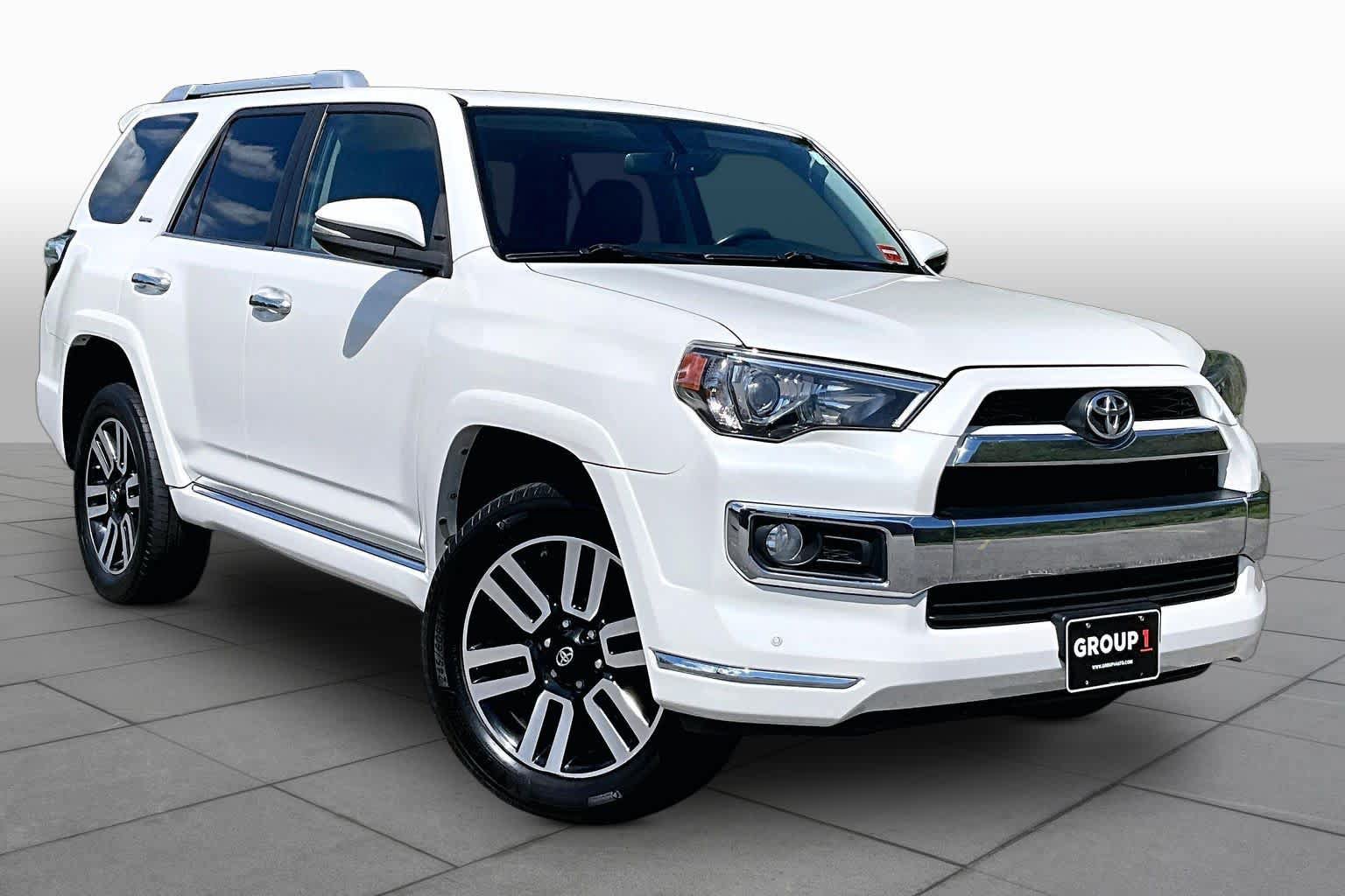 Used 2015 Toyota 4Runner Limited AWD/4WD image 3