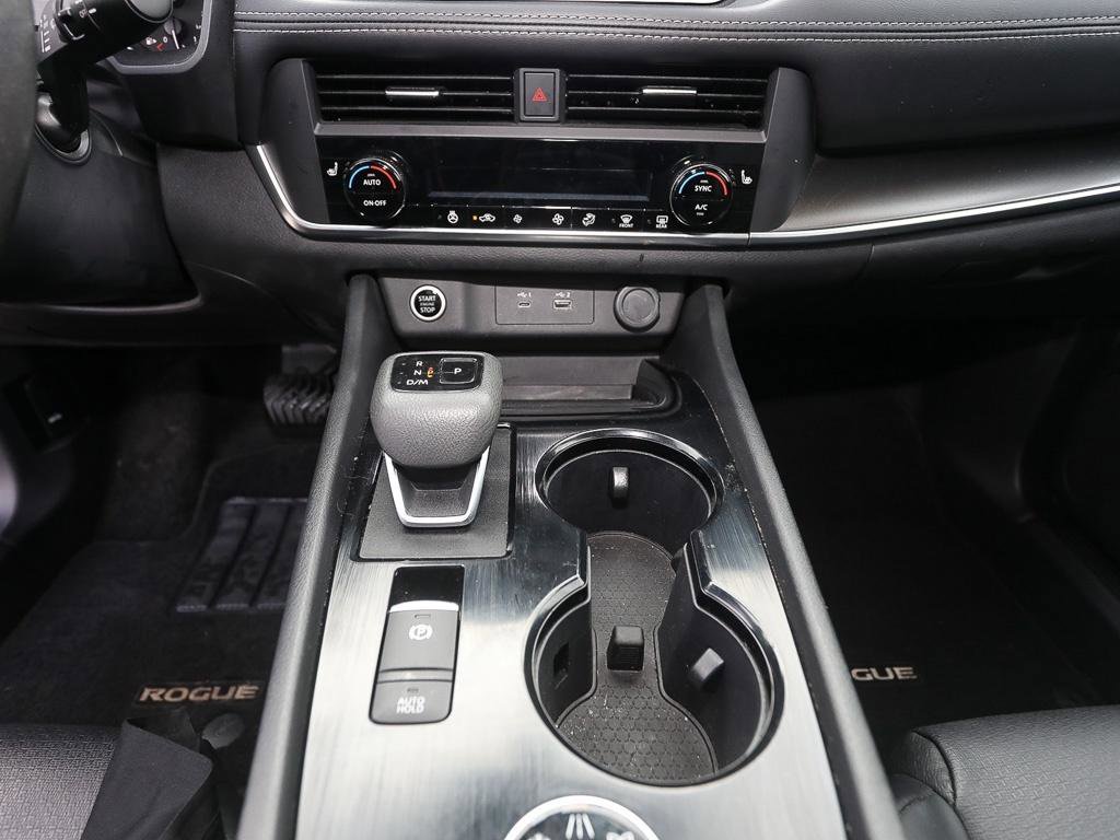 Used 2023 Nissan Rogue SV w/ SV Premium B Package image 20