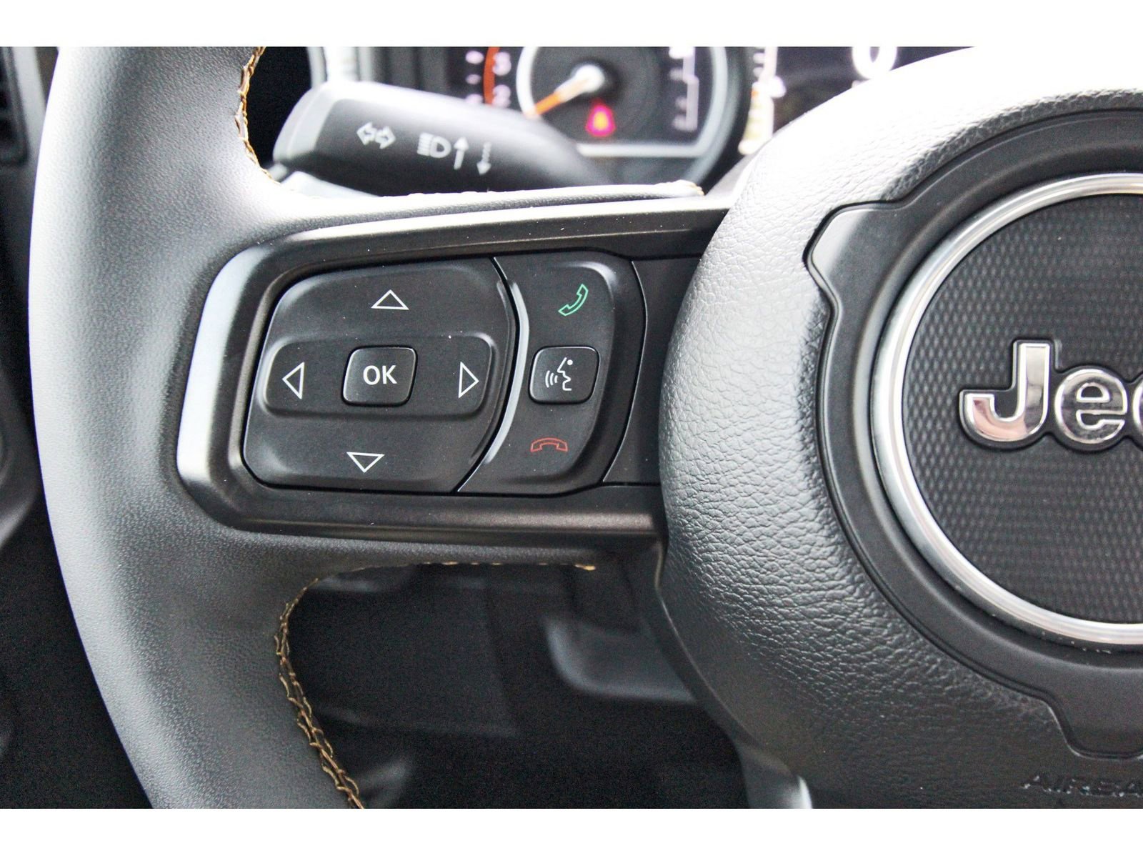 Used 2024 Jeep Wrangler Sport S image 19