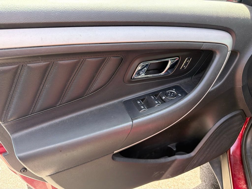 Used 2013 Ford Taurus SEL FWD image 8