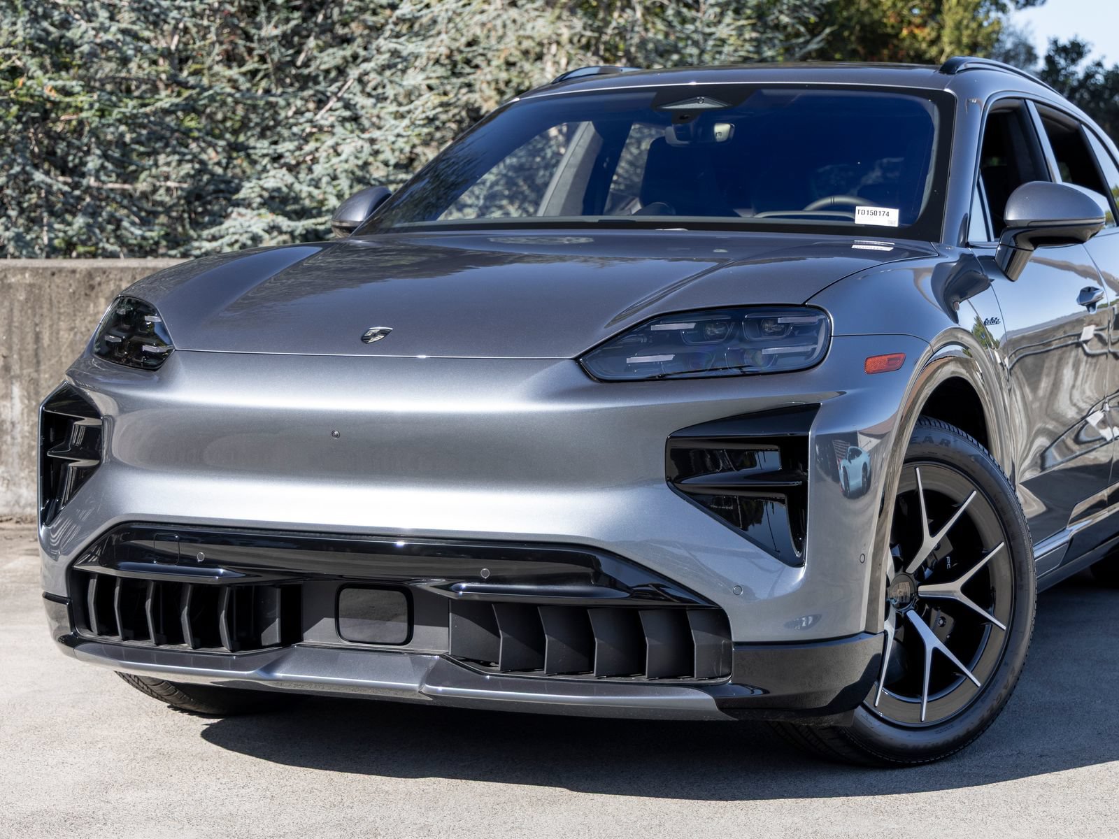 New 2026 Porsche Cayenne Turbo AWD/4WD image 7