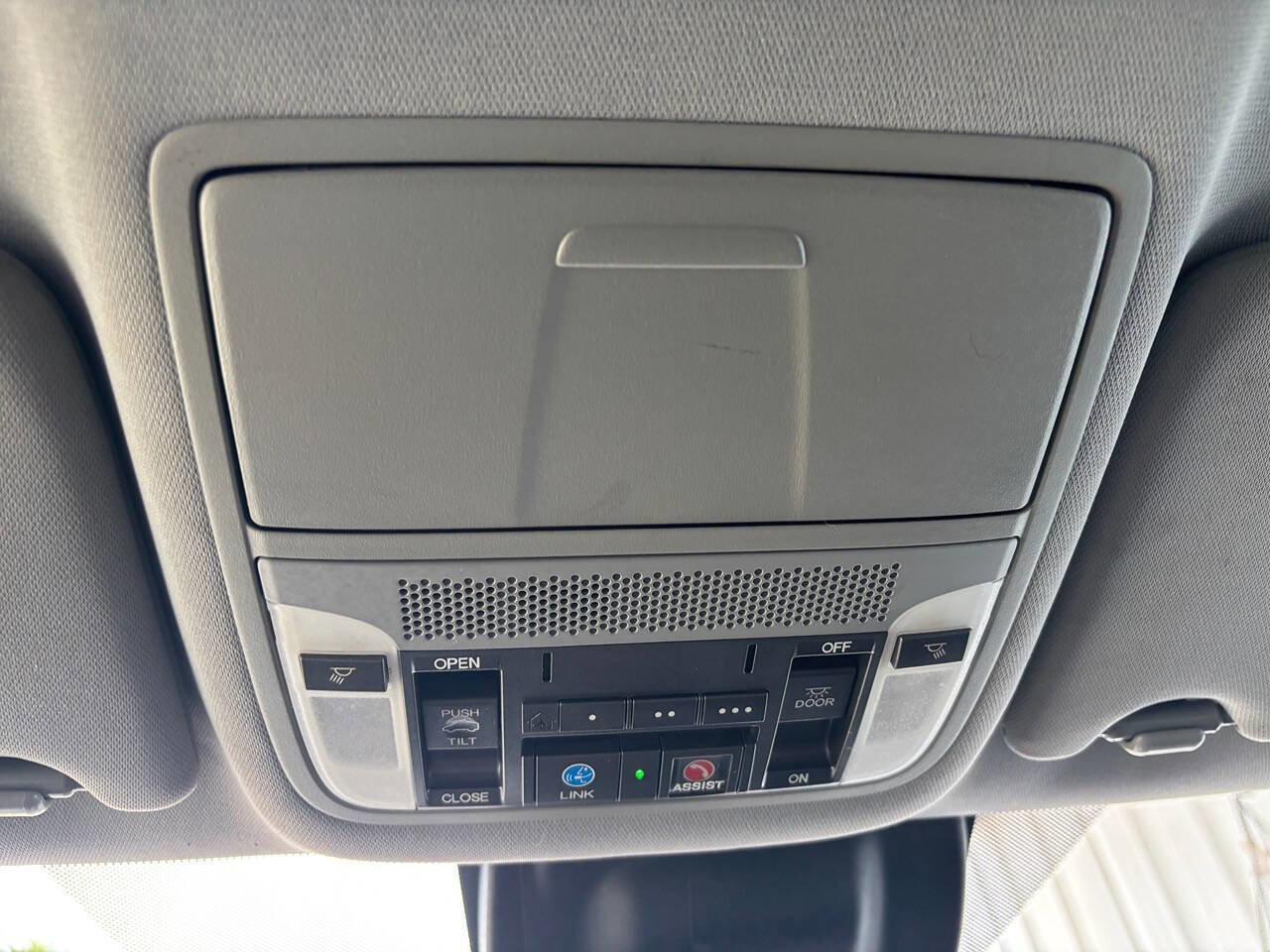 Used 2017 Acura MDX SH-AWD w/ Tech & Entertainment image 31