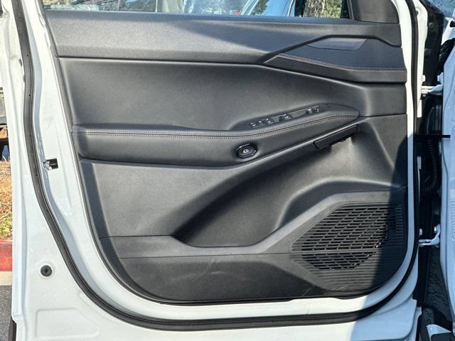 New 2026 Jeep Cherokee Limited AWD/4WD image 11
