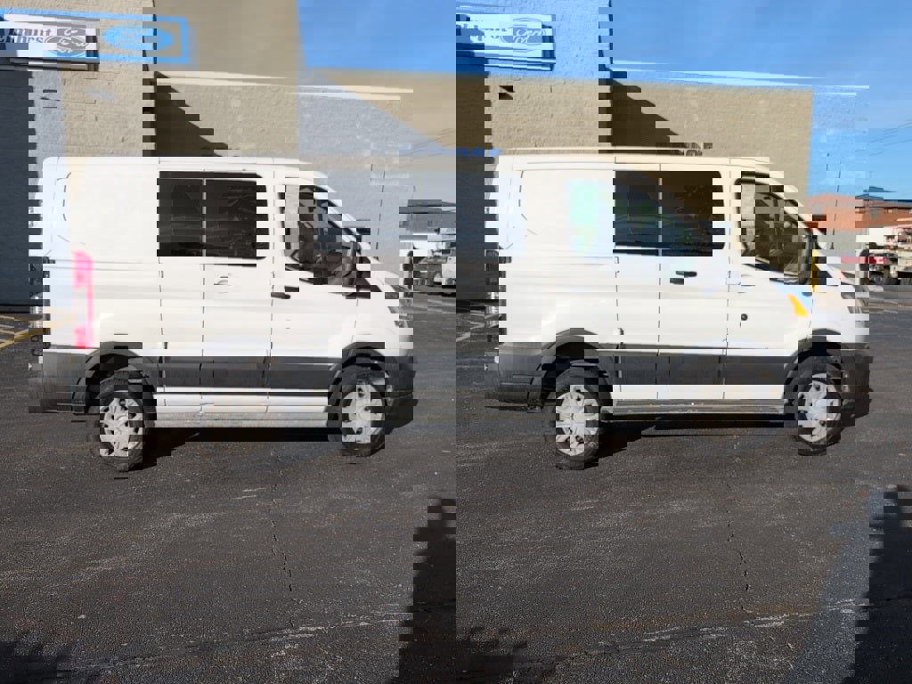Used 2018 Ford Transit 250 130 Low Roof w/ Exterior Upgrade Package image 3