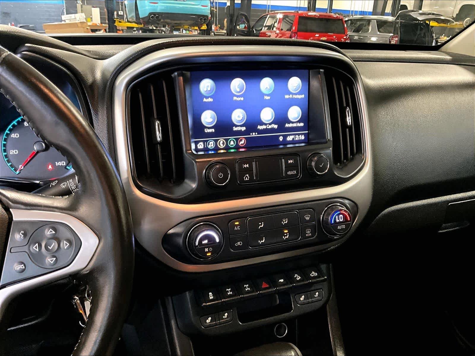 Used 2019 Chevrolet Colorado ZR2 w/ ZR2 Midnight Special Edition image 18