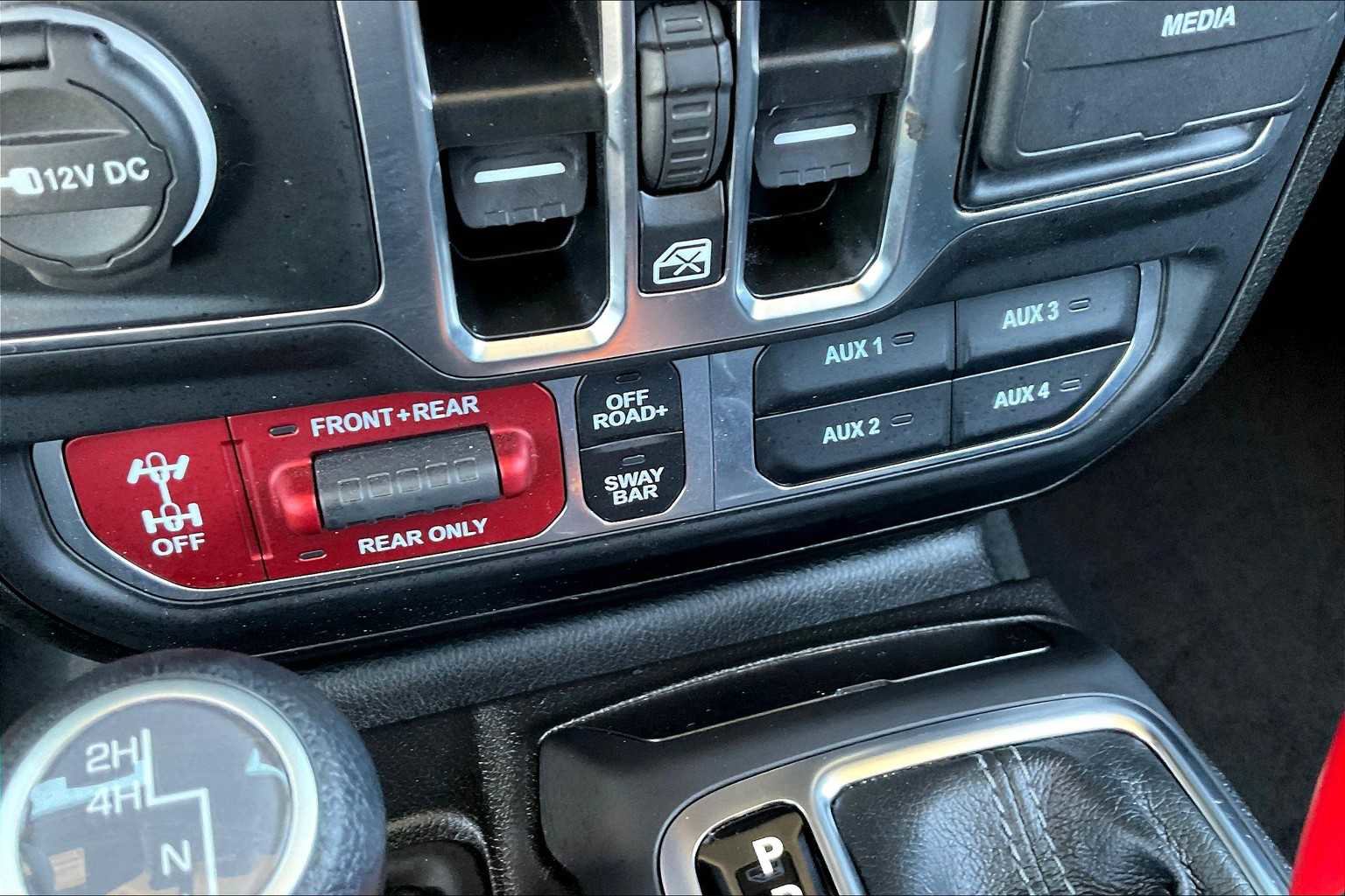 Used 2024 Jeep Wrangler Unlimited Rubicon image 64