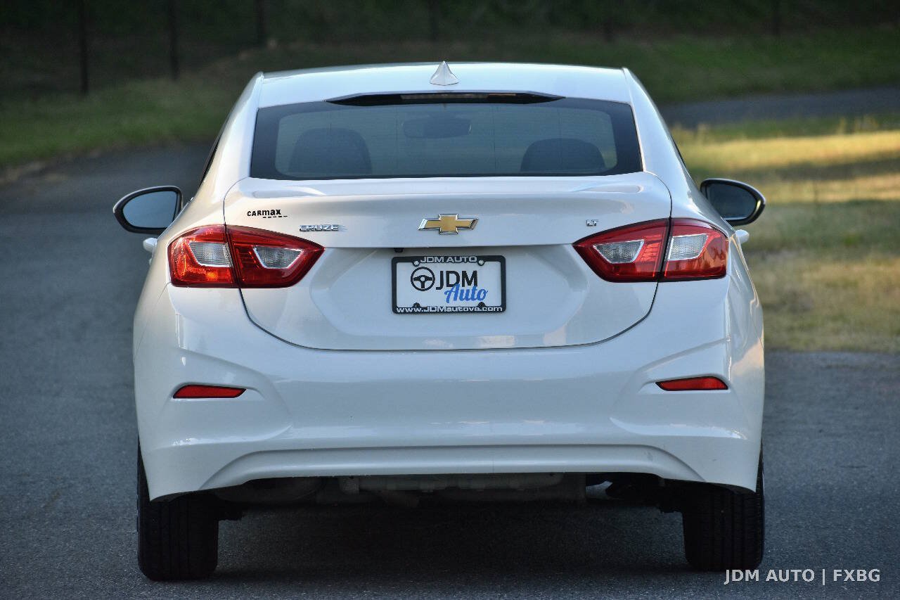 Used 2018 Chevrolet Cruze LT w/ LT Fleet Convenience Package FWD image 6