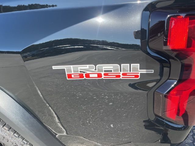 New 2026 Chevrolet Colorado Trail Boss AWD/4WD image 4