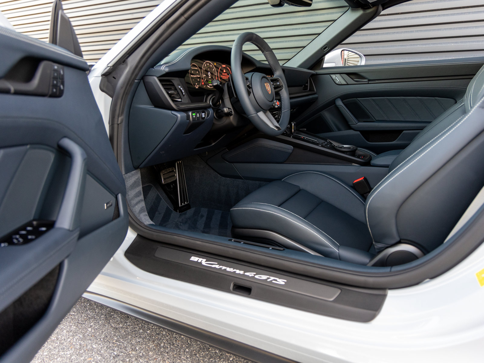 New 2026 Porsche 911 Carrera 4 GTS AWD/4WD image 30