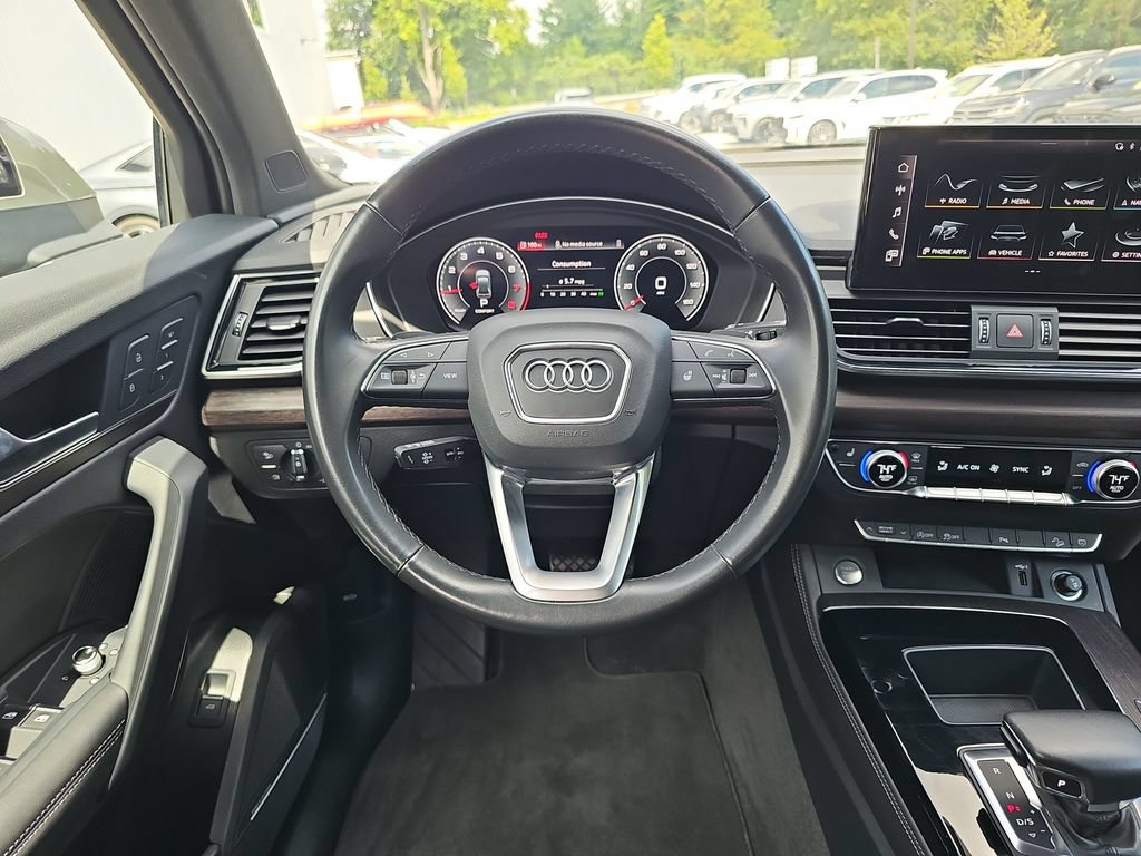 Used 2023 Audi Q5 2.0T Premium Plus w/ Premium Plus Package AWD/4WD image 13