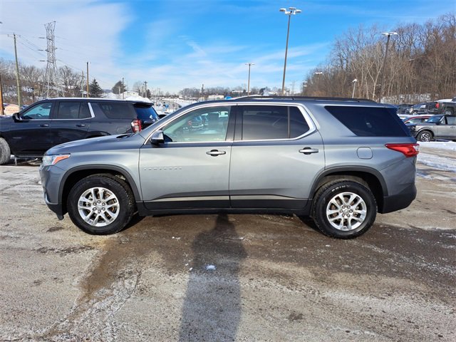 Used 2020 Chevrolet Traverse LT image 2