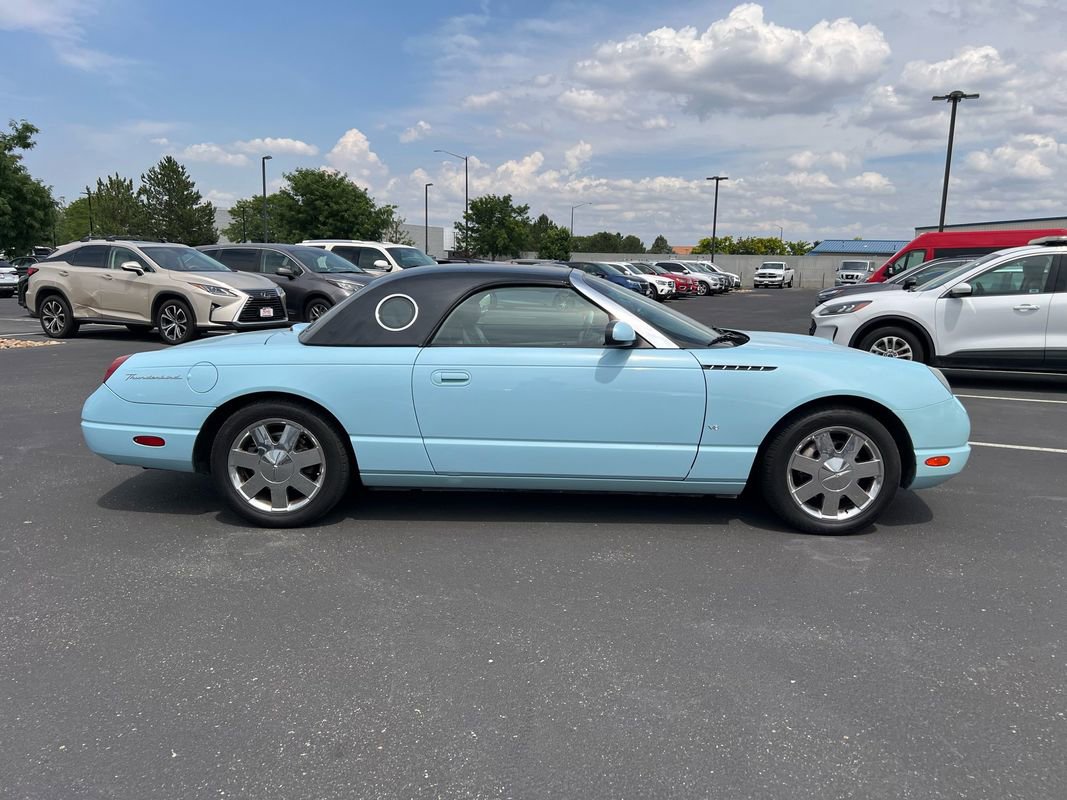 Used 2003 Ford Thunderbird image 21
