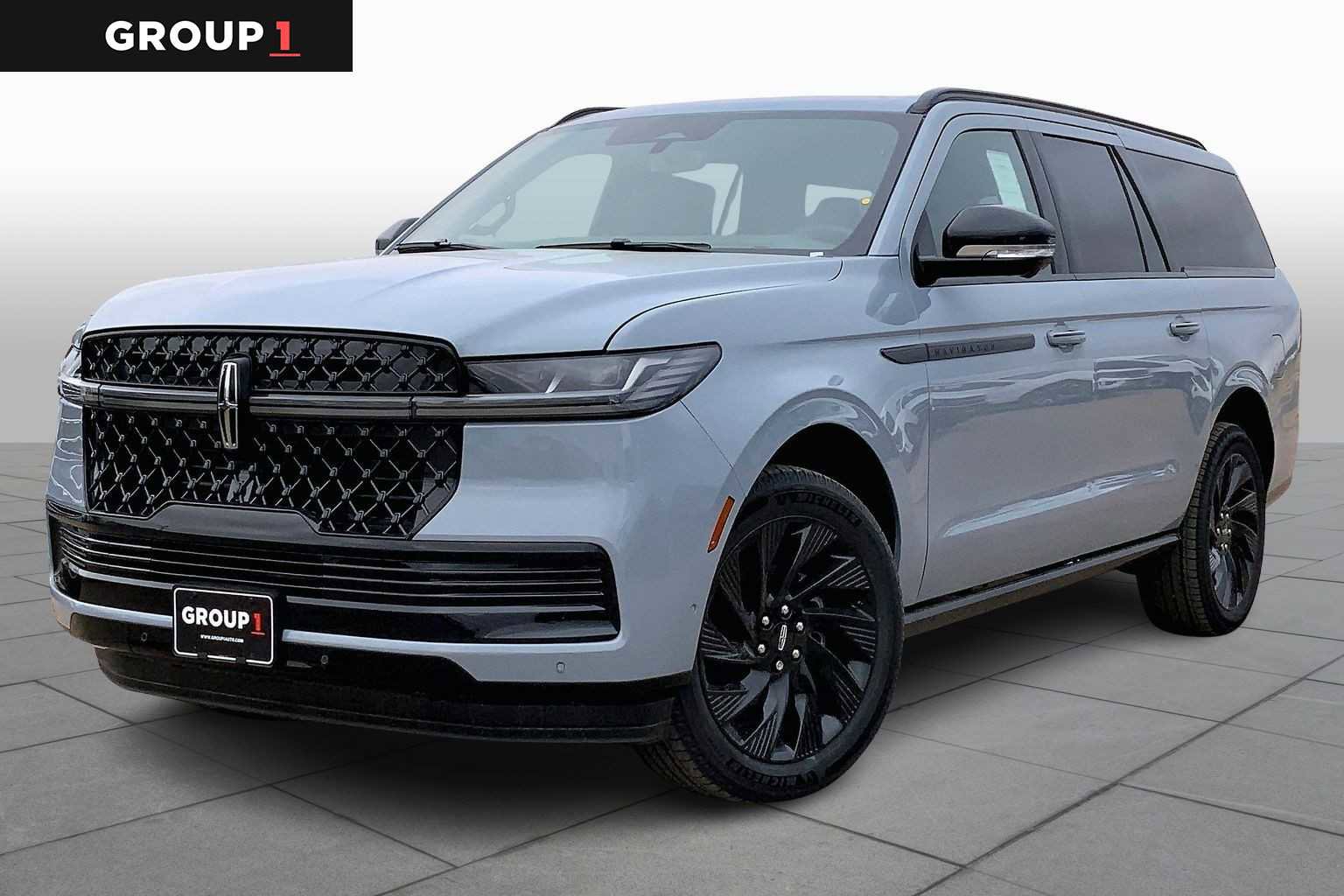 New 2025 Lincoln Navigator L Reserve w/ Jet Appearance Package image 1