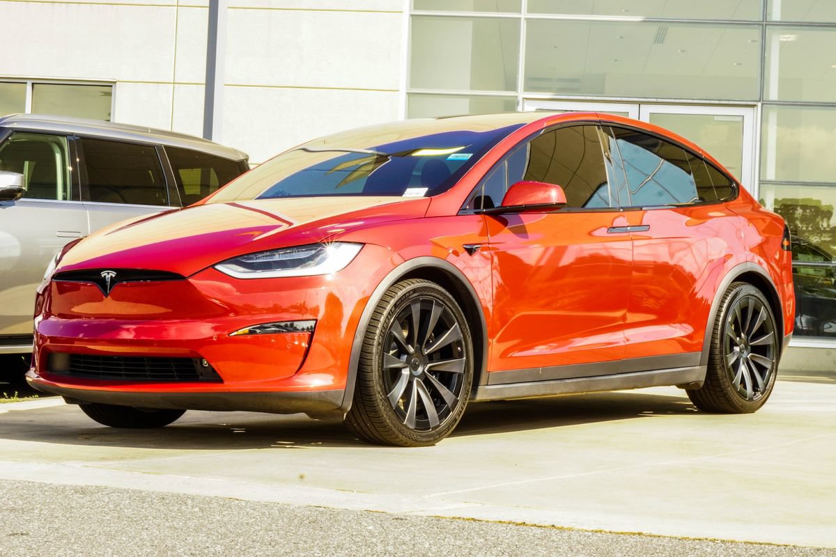 Used 2022 Tesla Model X Plaid AWD/4WD image 8