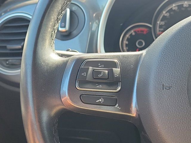 Used 2019 Volkswagen Beetle 2.0T SE FWD image 16