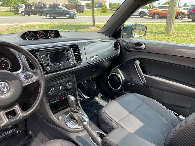 Used 2013 Volkswagen Beetle TDI FWD image 71
