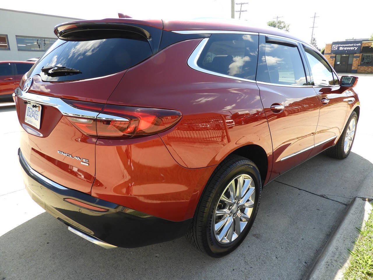 Used 2019 Buick Enclave Premium w/ Experience Buick Package AWD/4WD image 8