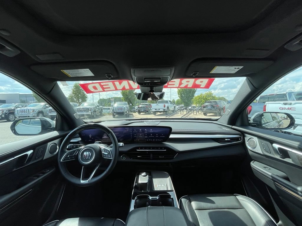 Used 2025 Buick Enclave Avenir w/ Super Cruise Package AWD/4WD image 26