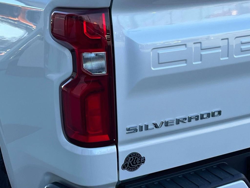 Certified 2023 Chevrolet Silverado 1500 High Country w/ Technology Package image 10