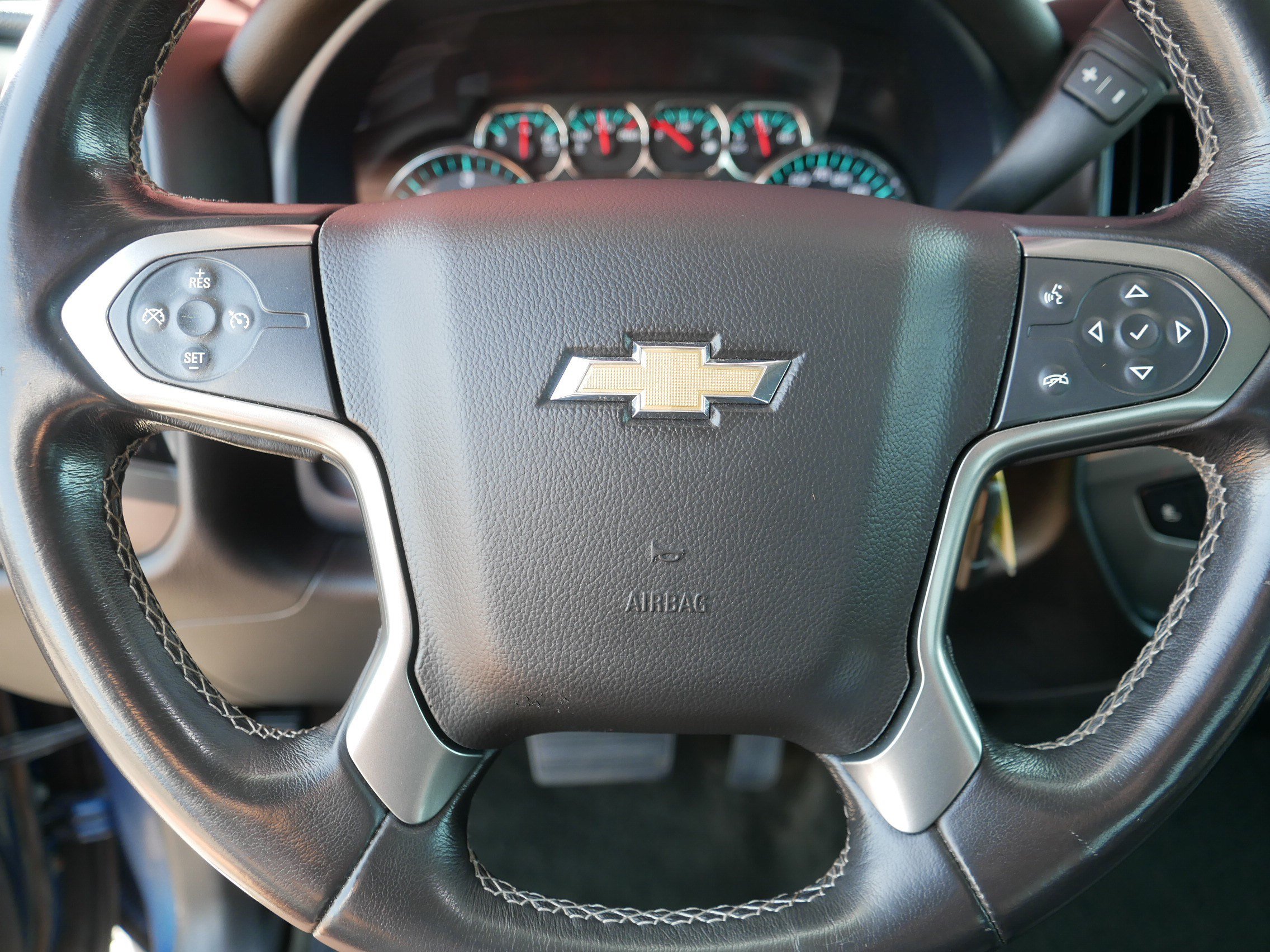 Used 2018 Chevrolet Silverado 1500 LT w/ All Star Edition AWD/4WD image 25