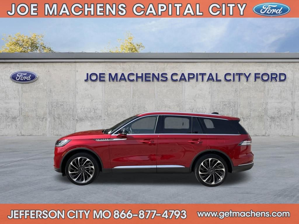 Used 2025 Lincoln Aviator Reserve w/ Illumination Package image 5