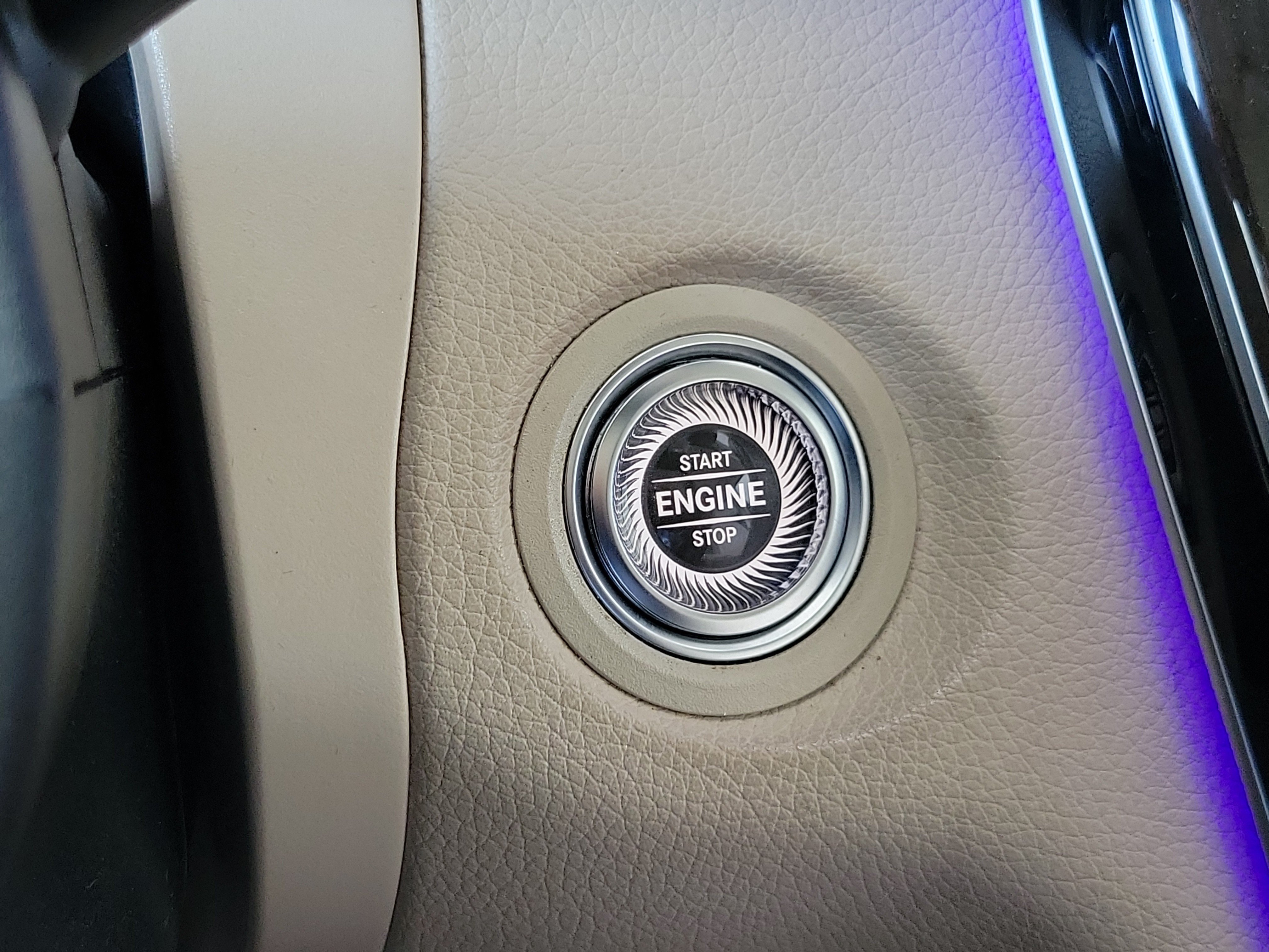Used 2022 Mercedes-Benz GLC 300 image 29