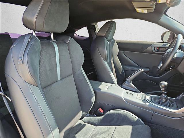 Certified 2024 Toyota GR86 Premium RWD image 18