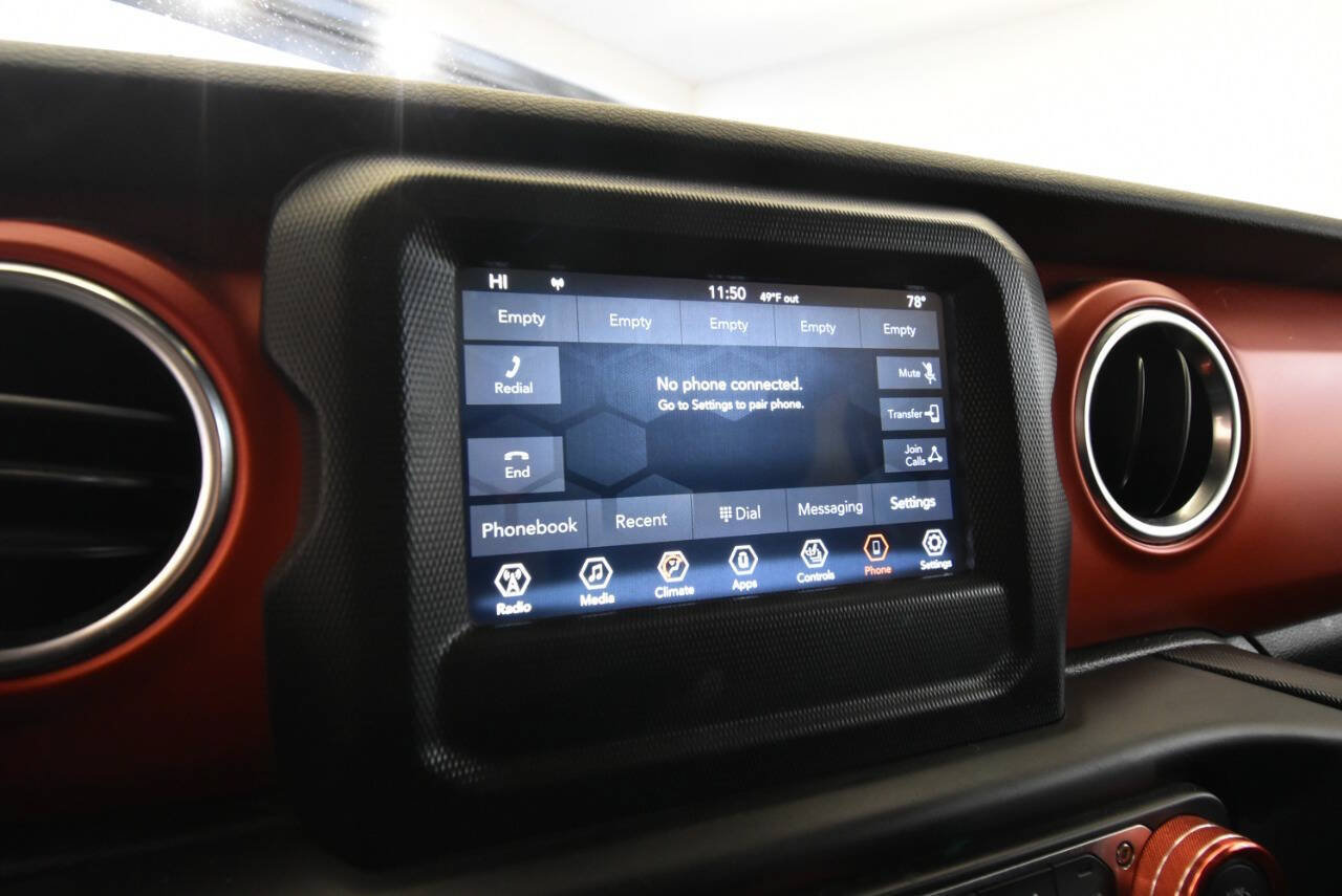 Used 2020 Jeep Wrangler Unlimited Rubicon w/ Dual Top Group image 23
