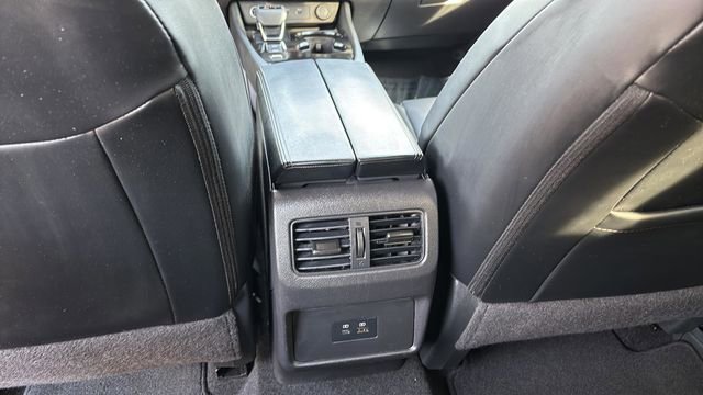 Used 2023 Nissan Rogue SV w/ SV Premium B Package FWD image 22