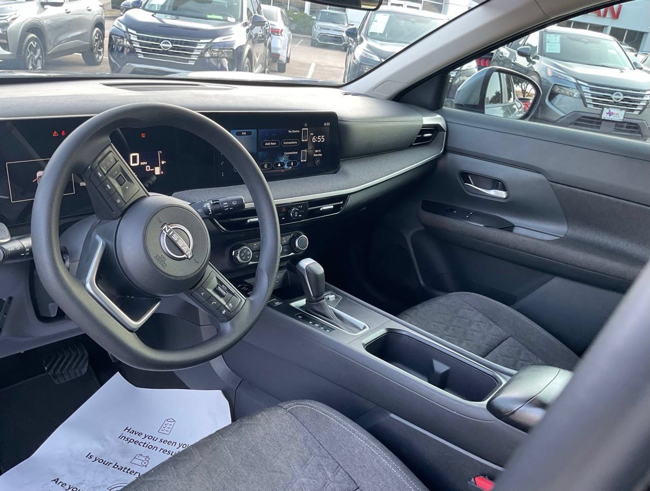 Used 2025 Nissan Kicks SV FWD image 12