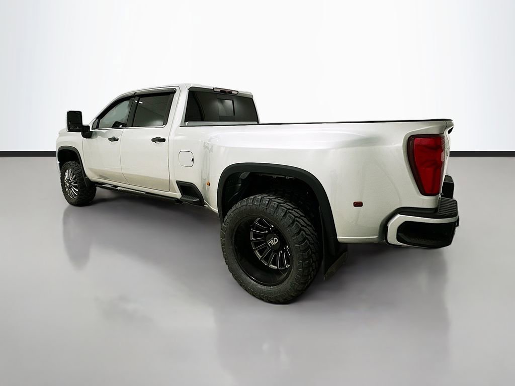 Used 2022 Chevrolet Silverado 3500 High Country w/ Safety Package II image 5