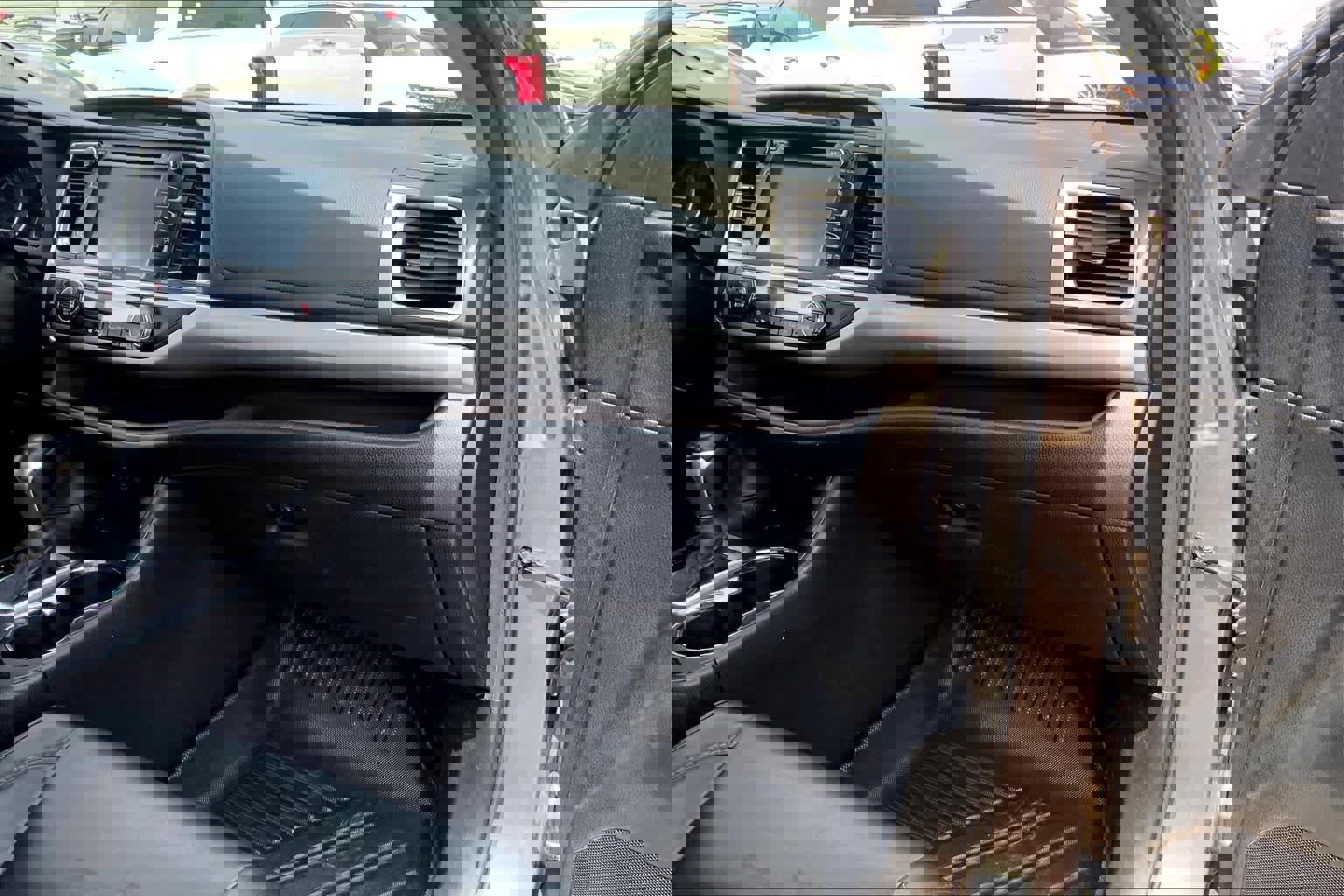 Used 2017 Toyota Highlander XLE image 18