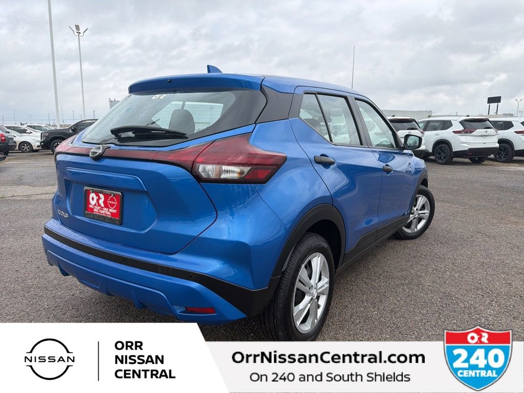New 2025 Nissan Kicks Play S image 5