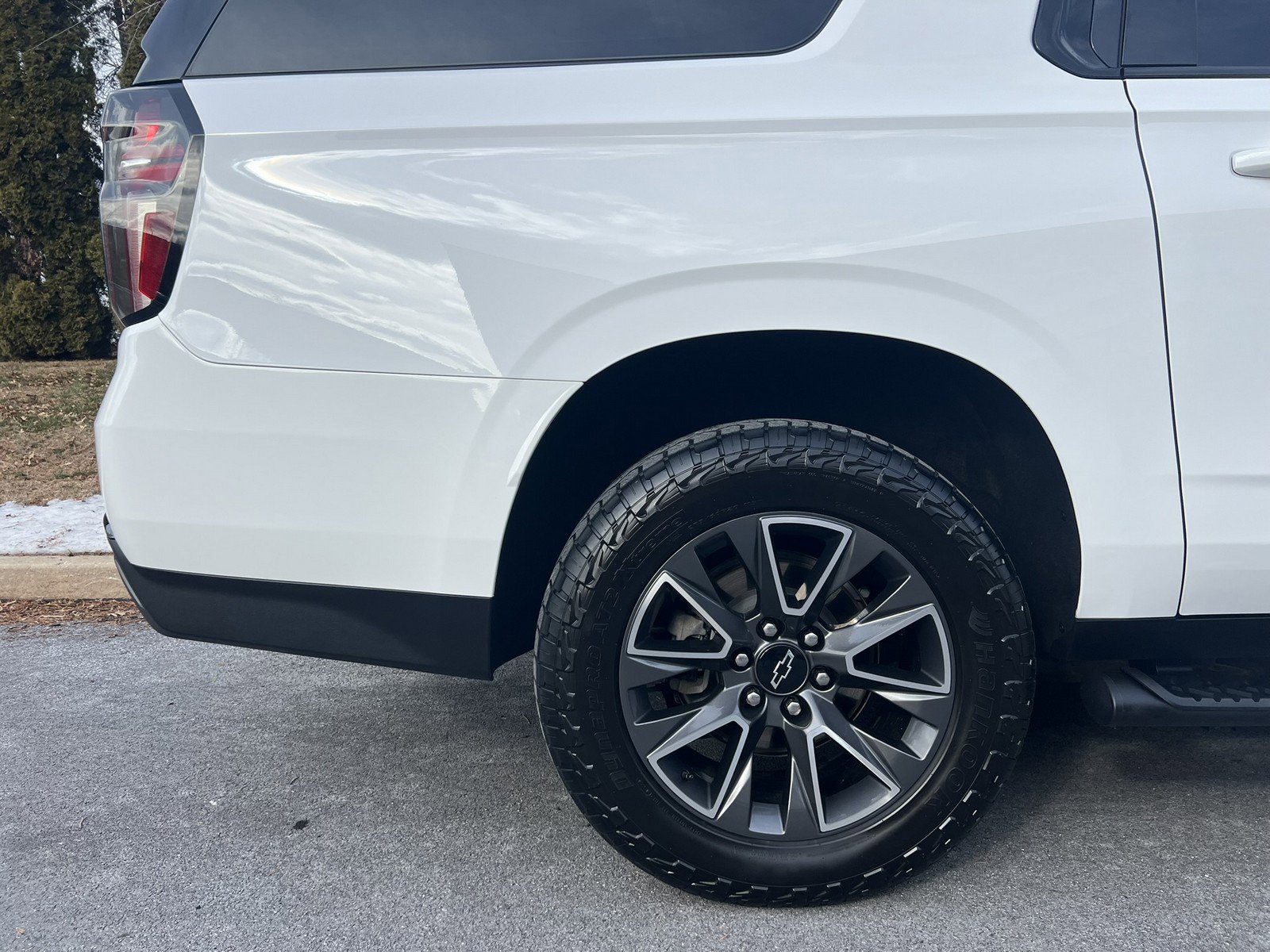 Used 2023 Chevrolet Suburban Z71 w/ Luxury Package image 50