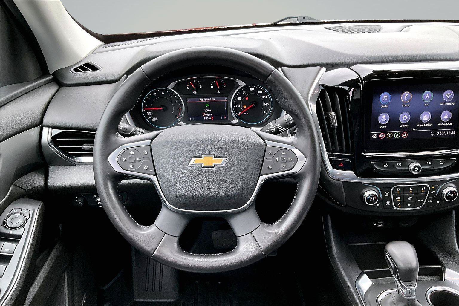 Used 2021 Chevrolet Traverse LT w/ LT Premium Package AWD/4WD image 6