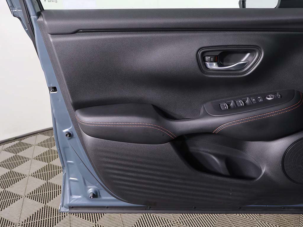 Used 2024 Honda HR-V Sport image 19
