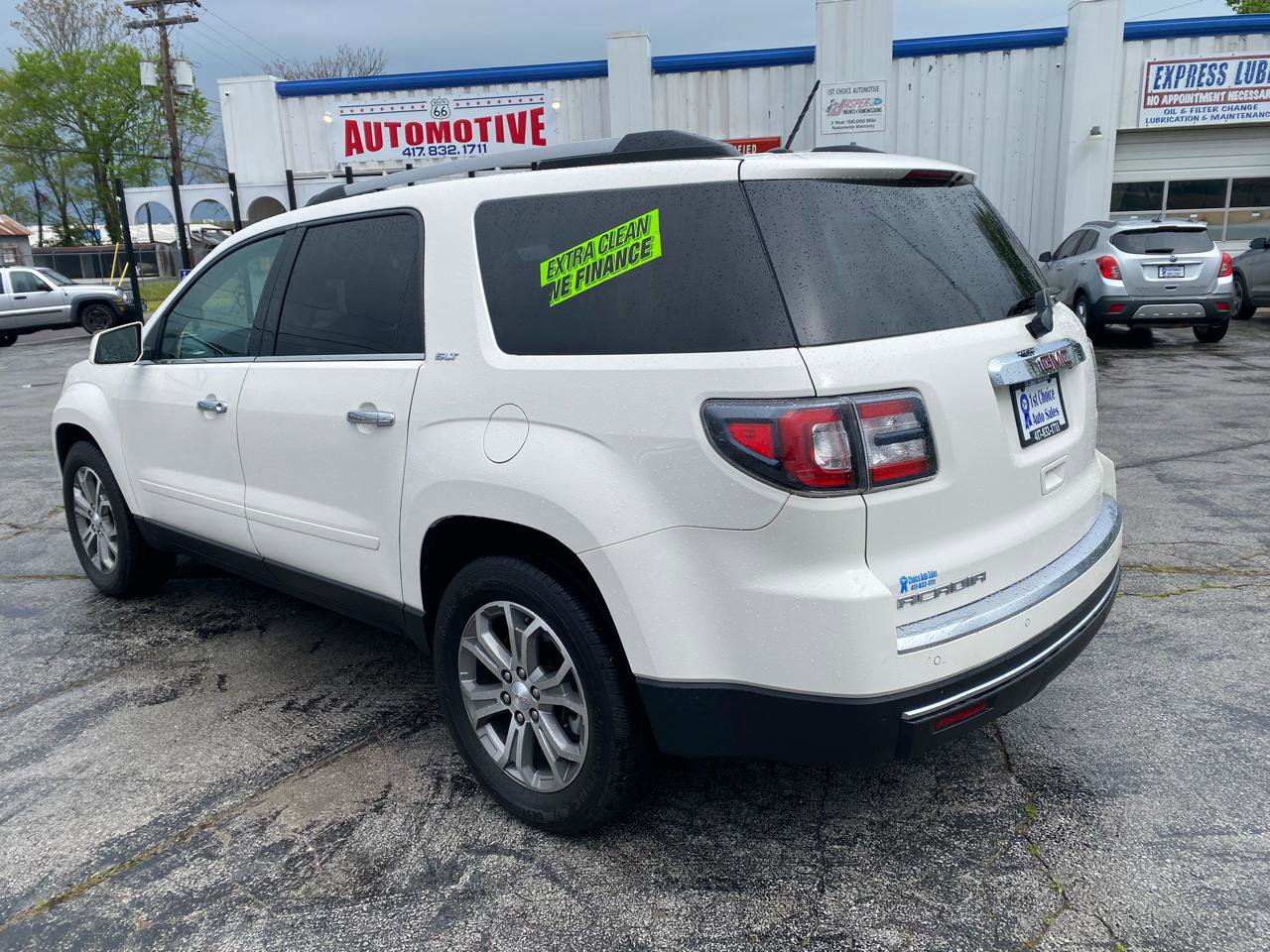 Used 2015 GMC Acadia SLT FWD image 4