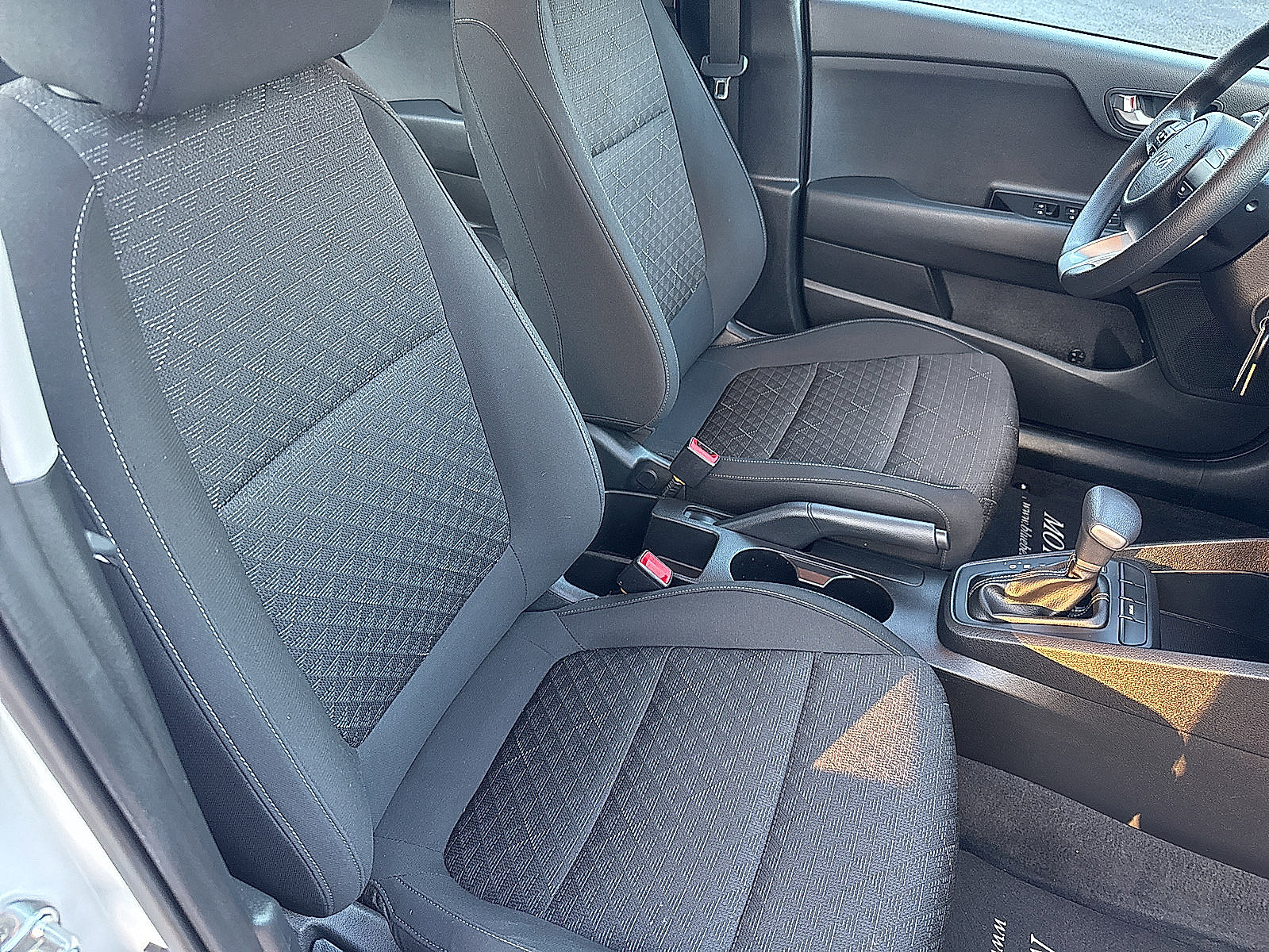 Used 2022 Kia Rio LX FWD image 38