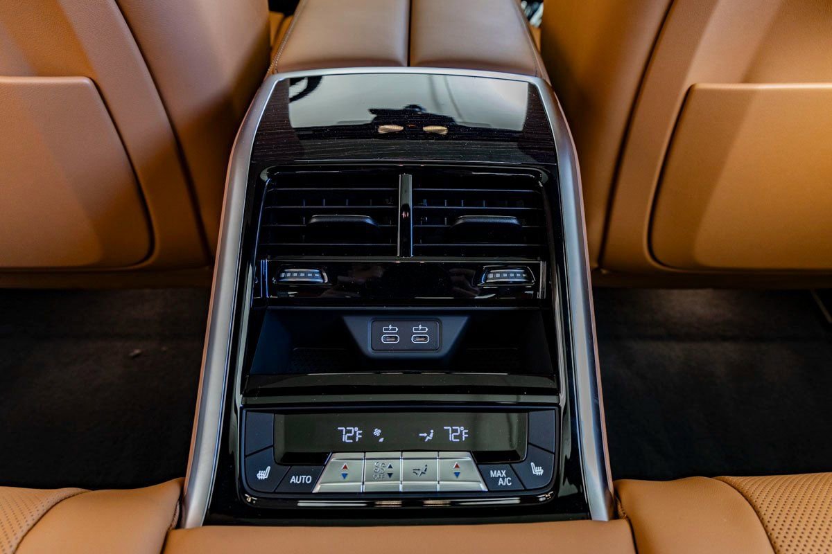 Certified 2026 BMW 840i RWD image 25