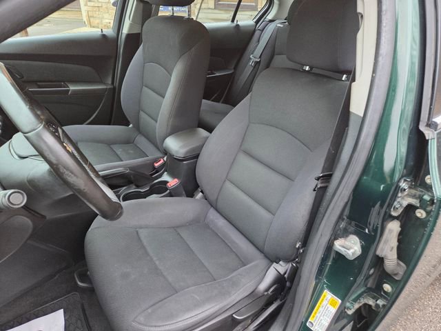 Used 2014 Chevrolet Cruze LT image 21