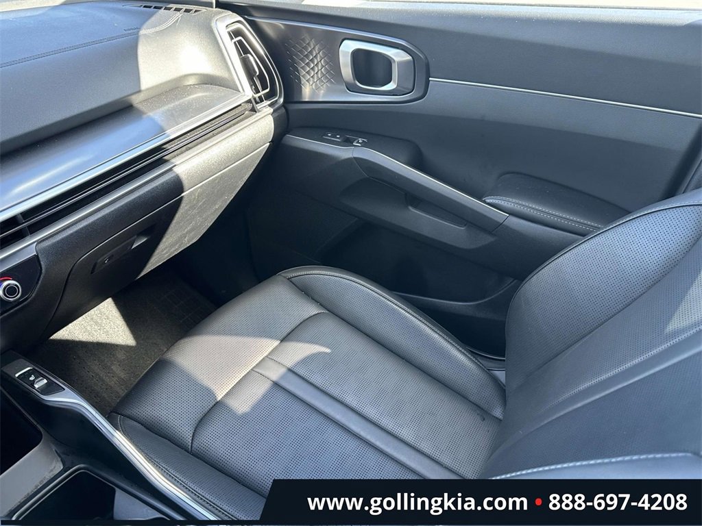Certified 2024 Kia Sorento S w/ Panoramic Sunroof Package image 30