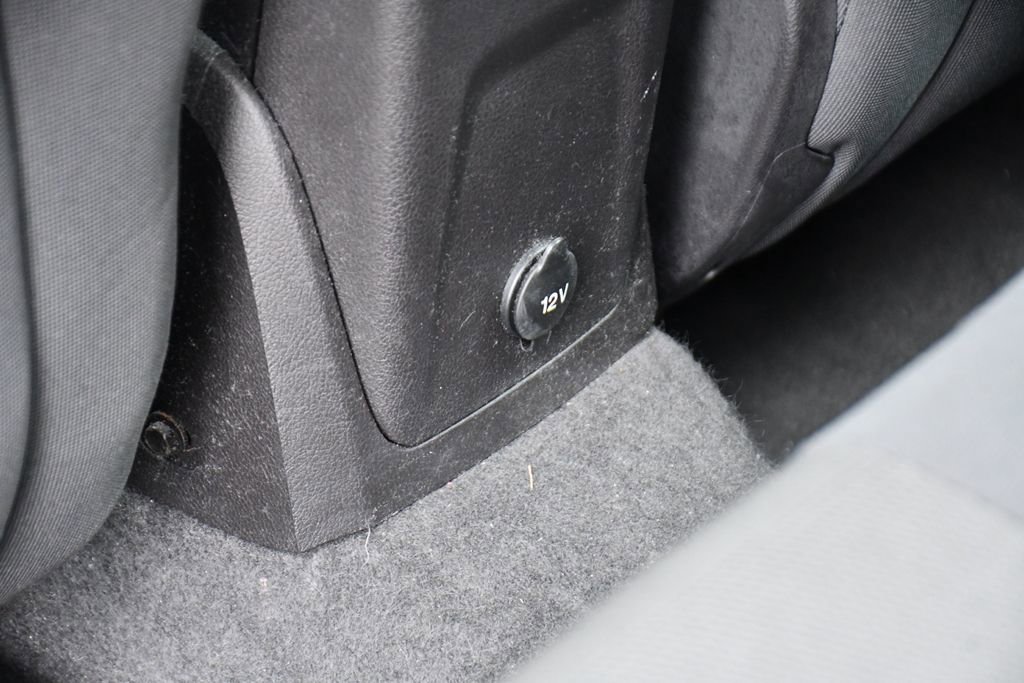 Used 2013 Ford Focus SE FWD image 21