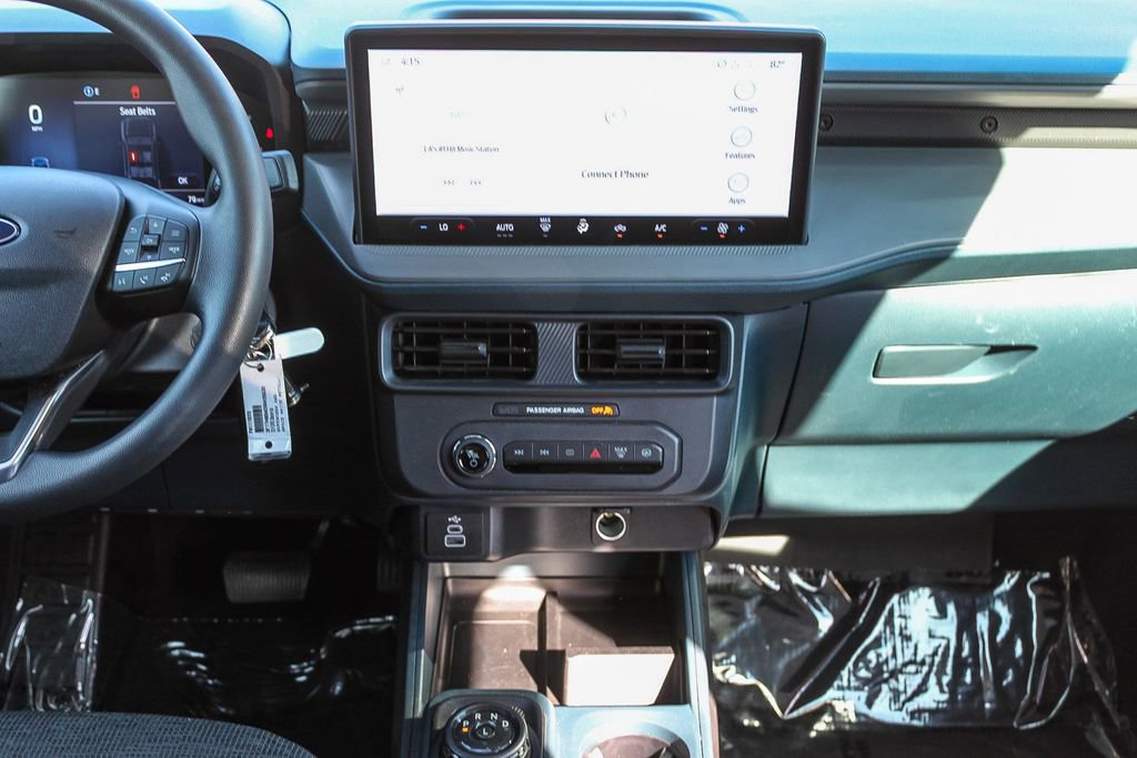 Used 2025 Ford Maverick XL w/ Equipment Group 102A image 17