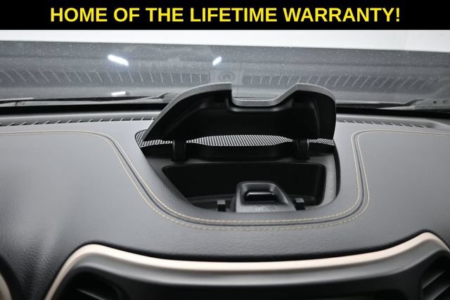 Used 2018 Jeep Cherokee Limited AWD/4WD image 33