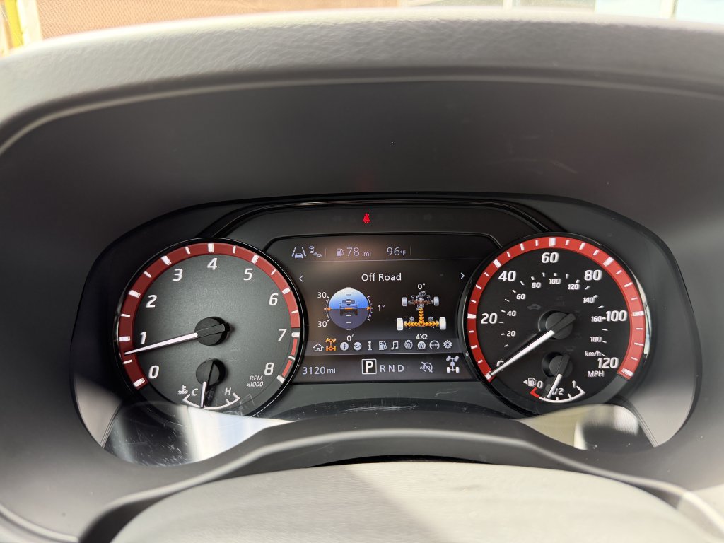 Used 2025 Nissan Frontier PRO-4X w/ Pro Convenience Package AWD/4WD image 18