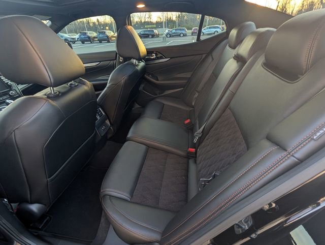 Used 2023 Nissan Maxima SR w/ Sport Mat Group image 18