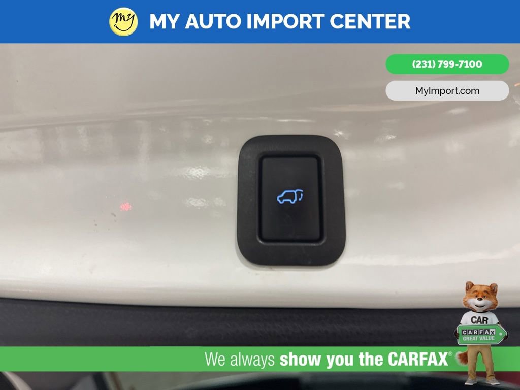 Used 2017 Toyota Highlander XLE image 30